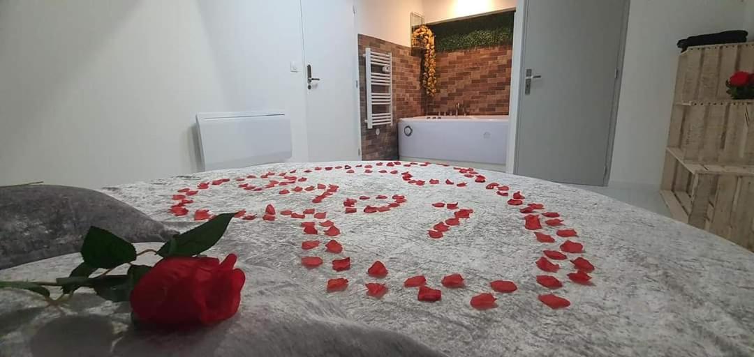 Love Rooms De La Presqu'Ile Saint-Vincent-de-Paul  Dış mekan fotoğraf