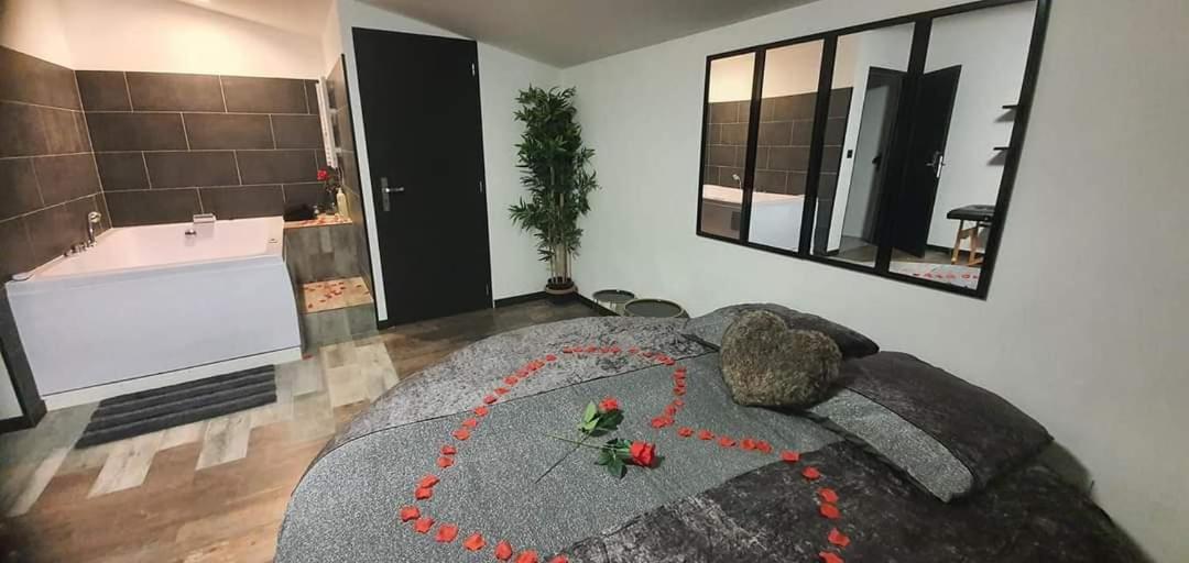 Love Rooms De La Presqu'Ile Saint-Vincent-de-Paul  Dış mekan fotoğraf